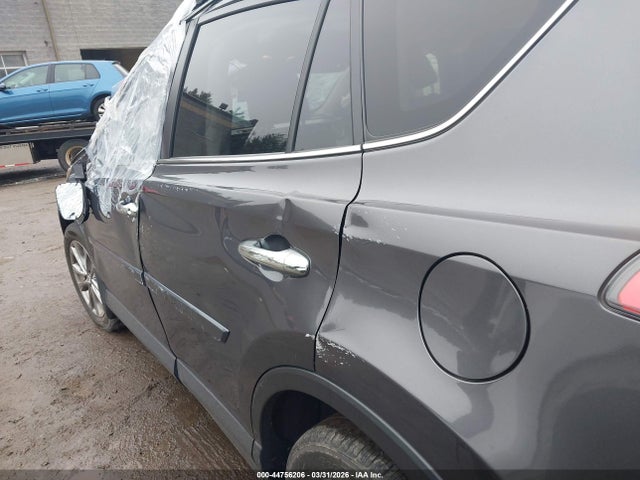 JTMDFREV3GJ064689 Toyota Rav4 Limited
