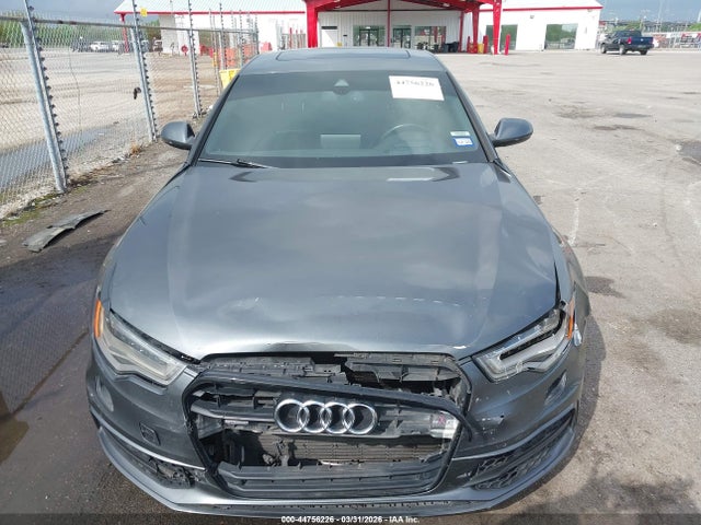 2015 Audi A6 3.0t Premium Plus მანქანა იყიდება აუქციონზე, vin: WAUHGAFC7FN030076, აუქციონის ნომერი: 44756226