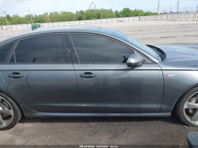 2015 Audi A6 3.0t Premium Plus მანქანა იყიდება აუქციონზე, vin: WAUHGAFC7FN030076, აუქციონის ნომერი: 44756226