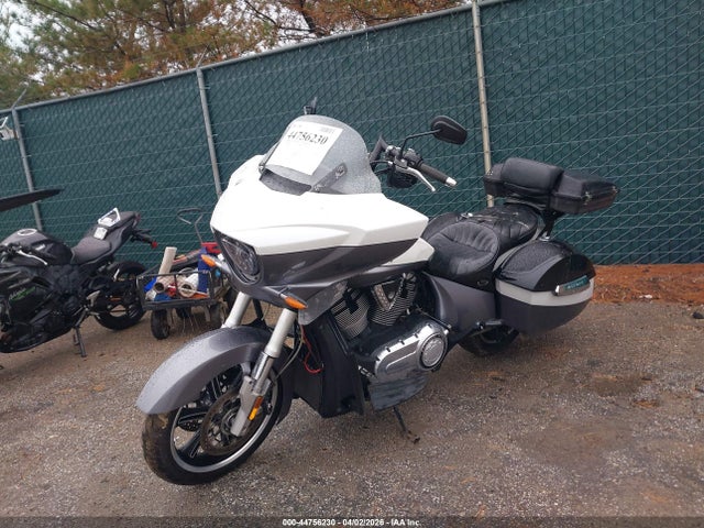 5VPTW36N4G3054802 Victory Motorcycles Cross Country Tour