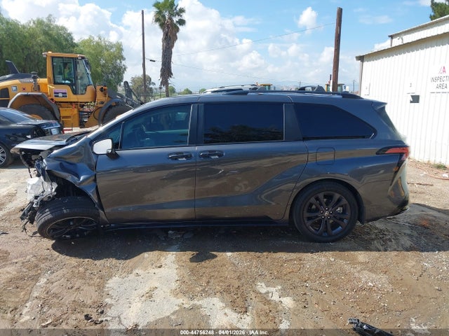 Продажа на аукционе авто 2025 Toyota Sienna Xse, vin: 5TDDRKEC6SS280044, номер лота: 44756248