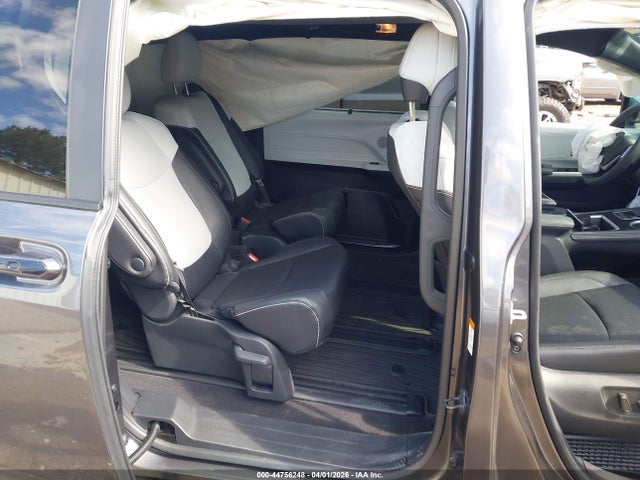 Продажа на аукционе авто 2025 Toyota Sienna Xse, vin: 5TDDRKEC6SS280044, номер лота: 44756248