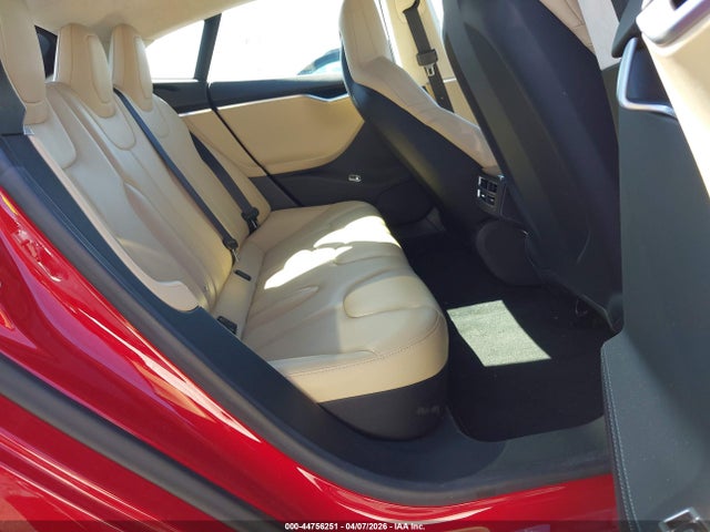 2015 TESLA MODEL S 5YJSA1H42FF084061 Photo 7