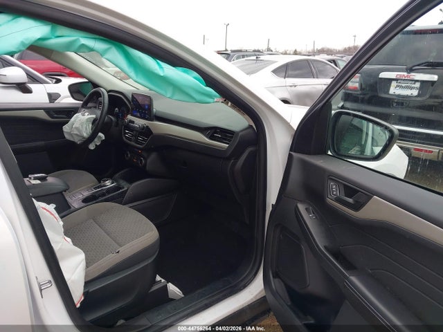 Продаж на аукціоні авто 2022 Ford Escape Se, vin: 1FMCU9G62NUB23116, номер лоту: 44756264
