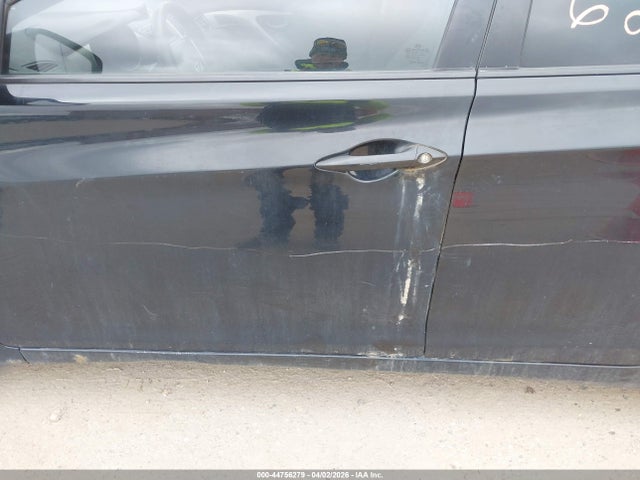 44756279 :رقم المزاد ، KMHDH4AE2DU873092 vin ، 2013 Hyundai Elantra Gls مزاد بيع