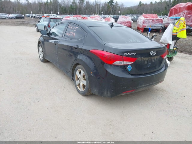 44756279 :رقم المزاد ، KMHDH4AE2DU873092 vin ، 2013 Hyundai Elantra Gls مزاد بيع