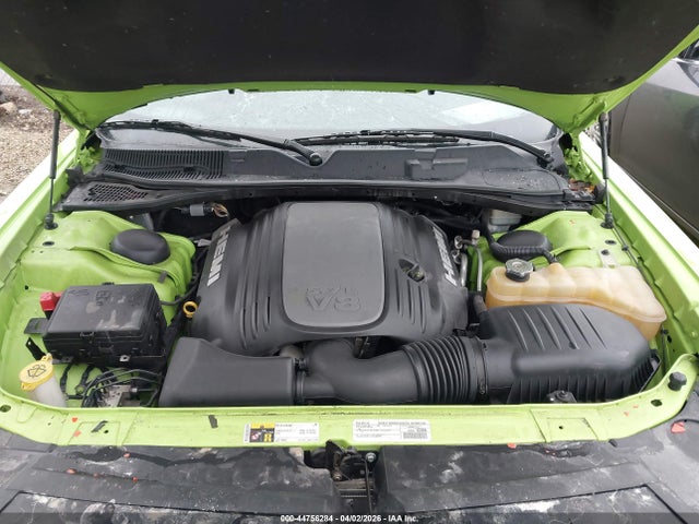 44756284 :رقم المزاد ، 2C3CDZBT7FH758052 vin ، 2015 Dodge Challenger R/t Plus مزاد بيع
