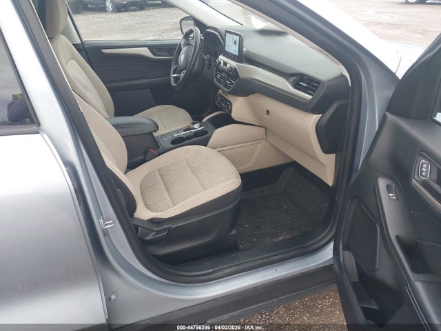 1FMCU9G62NUA62334 Ford ESCAPE SE