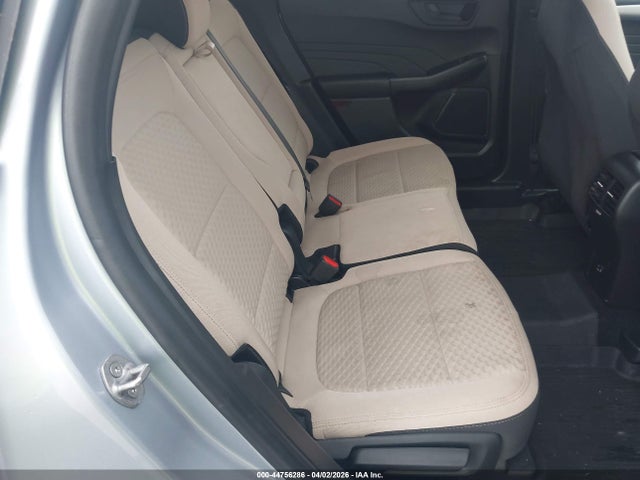 1FMCU9G62NUA62334 Ford ESCAPE SE