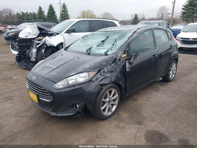 44756288 :رقم المزاد ، 3FADP4EJ3FM200954 vin ، 2015 Ford Fiesta Se مزاد بيع