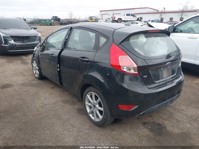 44756288 :رقم المزاد ، 3FADP4EJ3FM200954 vin ، 2015 Ford Fiesta Se مزاد بيع