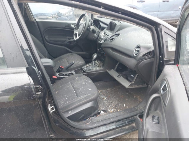 44756288 :رقم المزاد ، 3FADP4EJ3FM200954 vin ، 2015 Ford Fiesta Se مزاد بيع