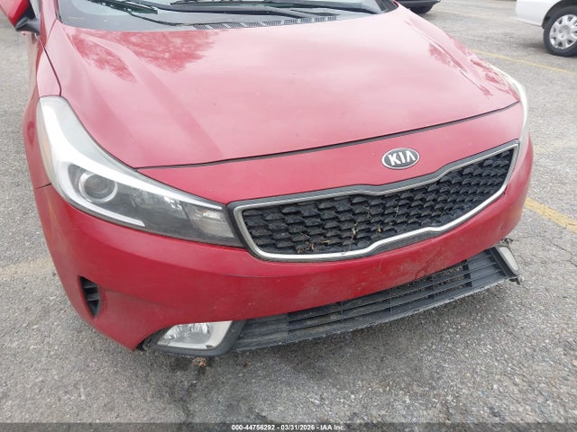 KNAFK5A85H5687851 KIA FORTE LX