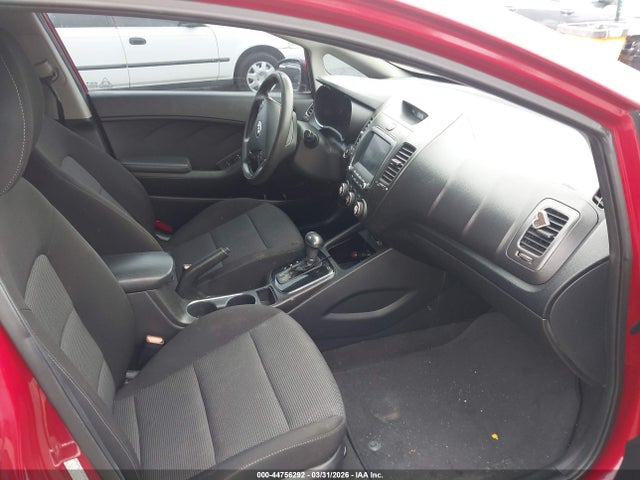 KNAFK5A85H5687851 KIA FORTE LX