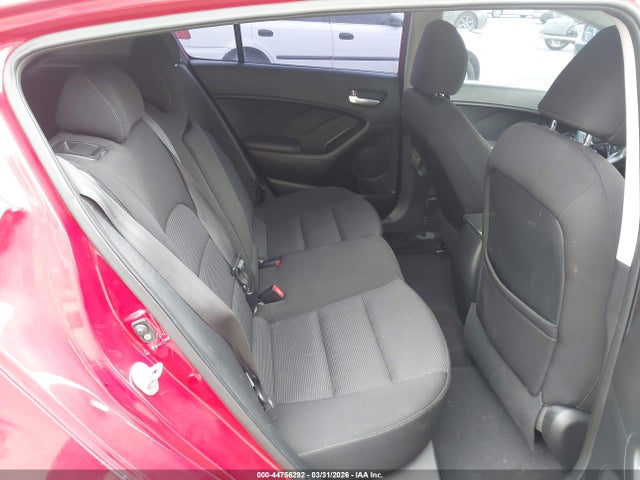 KNAFK5A85H5687851 KIA FORTE LX