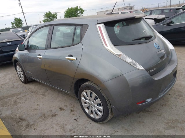 2015 NISSAN LEAF 1N4AZ0CP3FC305055 Photo 2