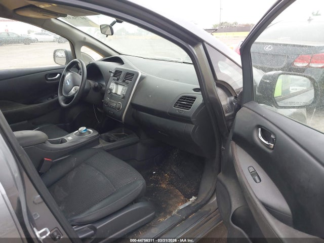 2015 NISSAN LEAF 1N4AZ0CP3FC305055 Photo 4