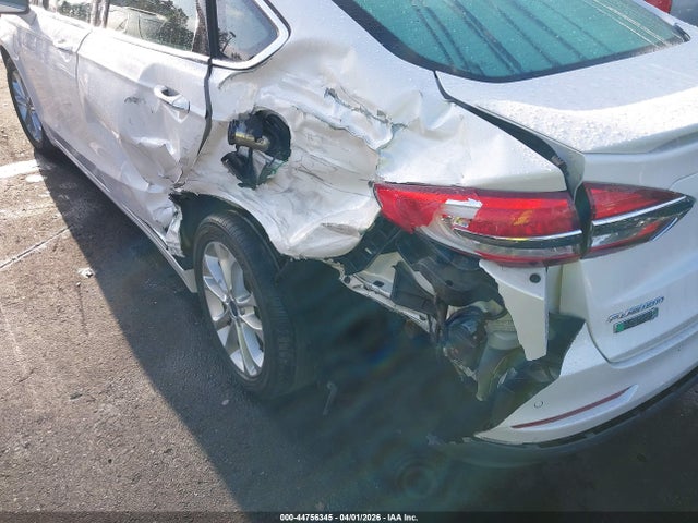 Ford Fusion Energi Titanium 2019 3FA6P0SU5KR251773 Image 12