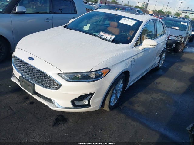 Ford Fusion Energi Titanium 2019 3FA6P0SU5KR251773 Image 2