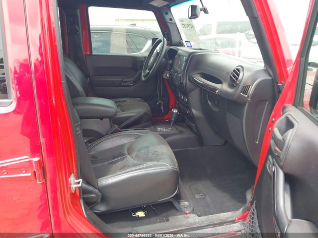 44756352 :رقم المزاد ، 1C4HJWDG0EL295245 vin ، 2014 Jeep Wrangler Unlimited Sport مزاد بيع