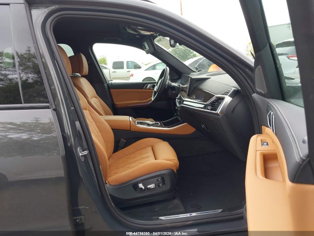 5UX13EU01T9283879 BMW X5 Sdrive40i