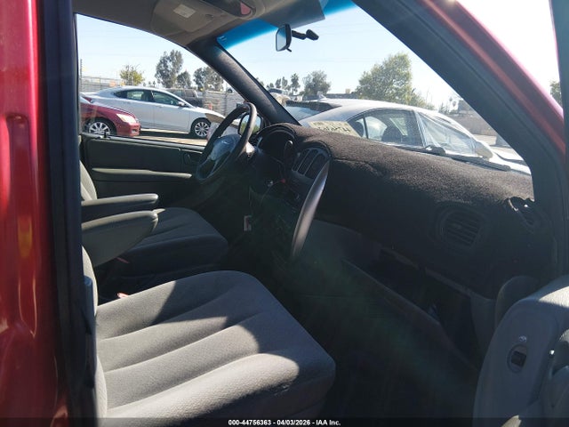 2005 CHRYSLER TOWN & COUNTRY 2C8GP54L05R103216 Photo 4