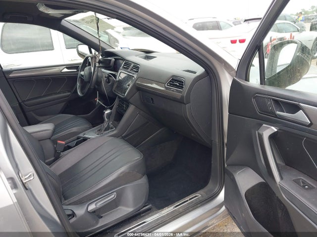 Продажа на аукционе авто 2022 Volkswagen Tiguan 2.0t Se R-line Black, vin: 3VVCB7AX2NM022678, номер лота: 44756431
