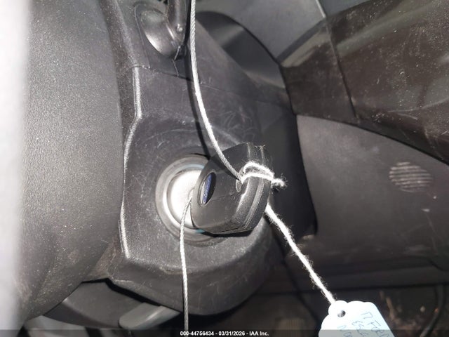 Продажа на аукционе авто 2017 Ford Escape Se, vin: 1FMCU9GD2HUE96451, номер лота: 44756434