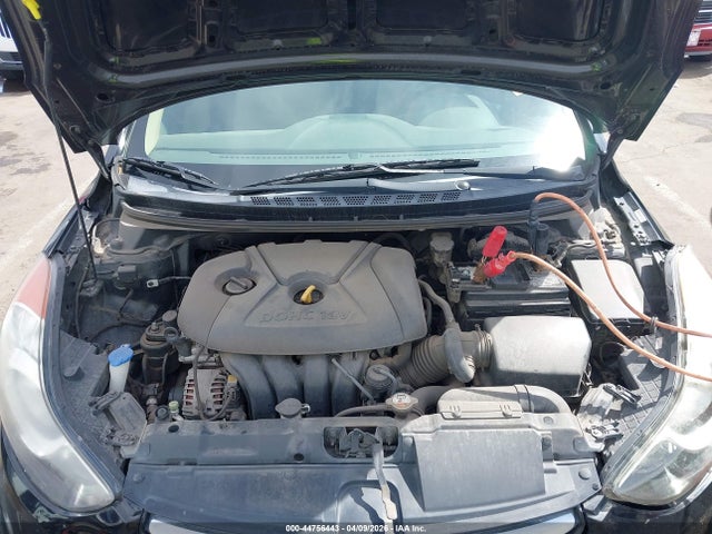 2013 Hyundai Elantra Gls მანქანა იყიდება აუქციონზე, vin: KMHDH4AE9DU748445, აუქციონის ნომერი: 44756443