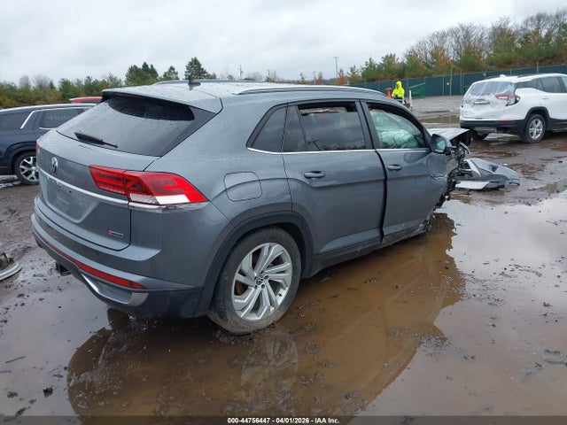 Продаж на аукціоні авто 2020 Volkswagen Atlas Cross Sport 3.6l V6 Se W/technology/3.6l V6 Se W/technology R-line, vin: 1V26E2CA9LC217060, номер лоту: 44756447