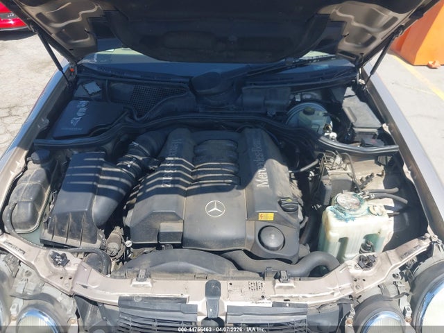 2000 Mercedes-benz E 430 მანქანა იყიდება აუქციონზე, vin: WDBJF70J7YA975989, აუქციონის ნომერი: 44756463