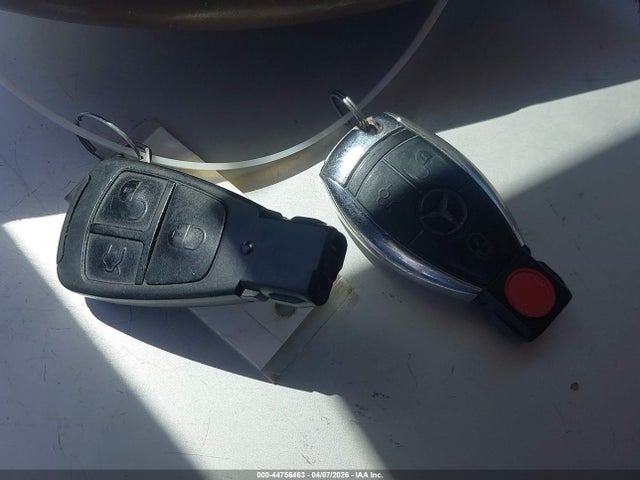2000 Mercedes-benz E 430 მანქანა იყიდება აუქციონზე, vin: WDBJF70J7YA975989, აუქციონის ნომერი: 44756463