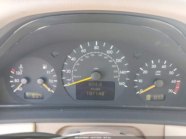 2000 Mercedes-benz E 430 მანქანა იყიდება აუქციონზე, vin: WDBJF70J7YA975989, აუქციონის ნომერი: 44756463