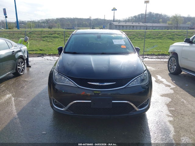 Aukcja sprzedaży 2018 Chrysler Pacifica Touring Plus, vin: 2C4RC1FG8JR163530, numer aukcji: 44756465