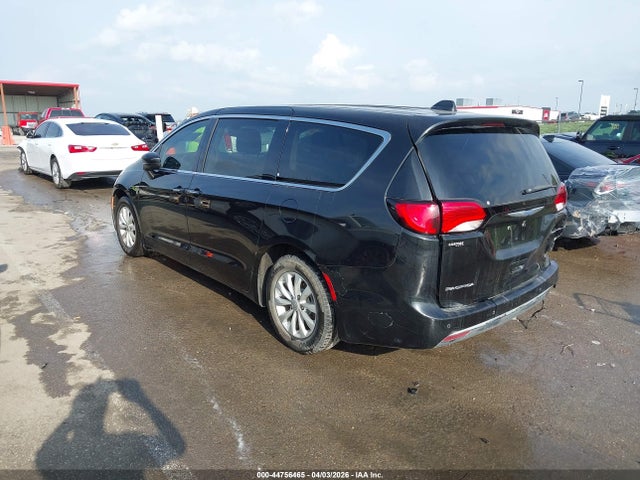 Aukcja sprzedaży 2018 Chrysler Pacifica Touring Plus, vin: 2C4RC1FG8JR163530, numer aukcji: 44756465