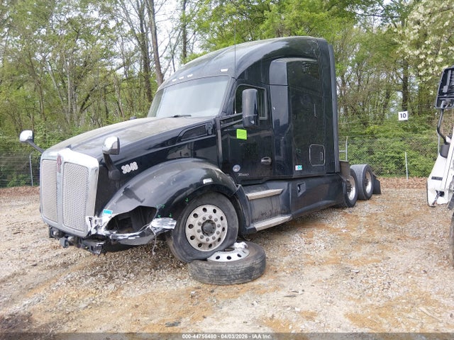 Продажа на аукционе авто 2018 Kenworth T680, vin: 1XKYD49X4JJ182459, номер лота: 44756480