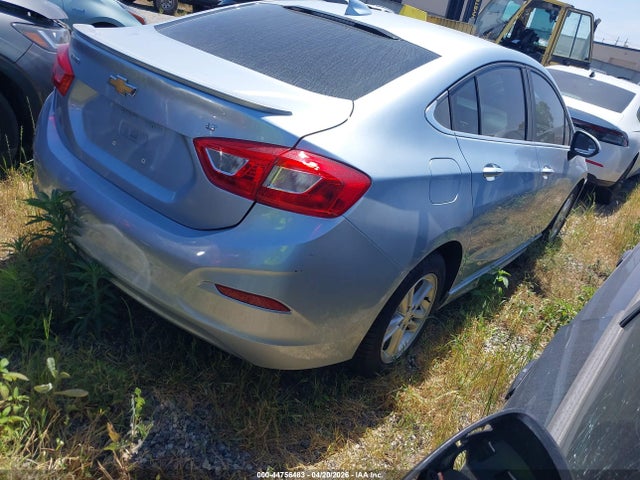 2017 CHEVROLET CRUZE 1G1BE5SM2H7188202 Photo 3