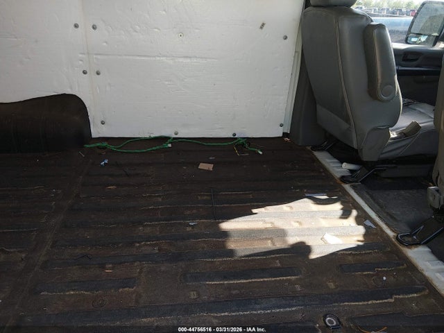 1N6BF0KX1FN803782 Nissan Nv Cargo Nv2500 Hd S V6