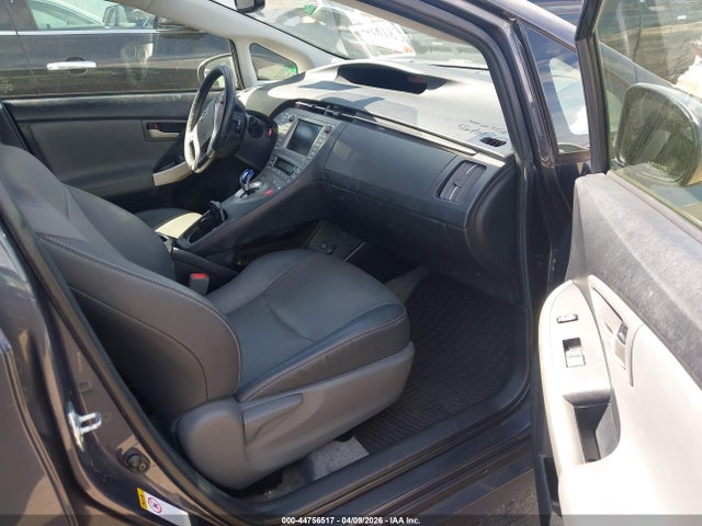 Toyota Prius Four 2015 JTDKN3DU4F1981316 Image 5