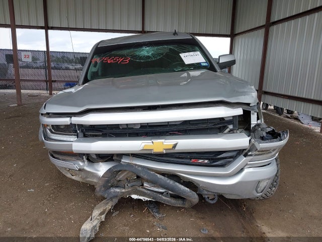 44756543 :رقم المزاد ، 3GCUKREC8HG185800 vin ، 2017 Chevrolet Silverado 1500 2lt مزاد بيع
