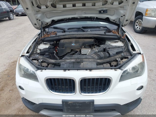 2014 Bmw X1 Xdrive28i მანქანა იყიდება აუქციონზე, vin: WBAVL1C55EVY14632, აუქციონის ნომერი: 44756556