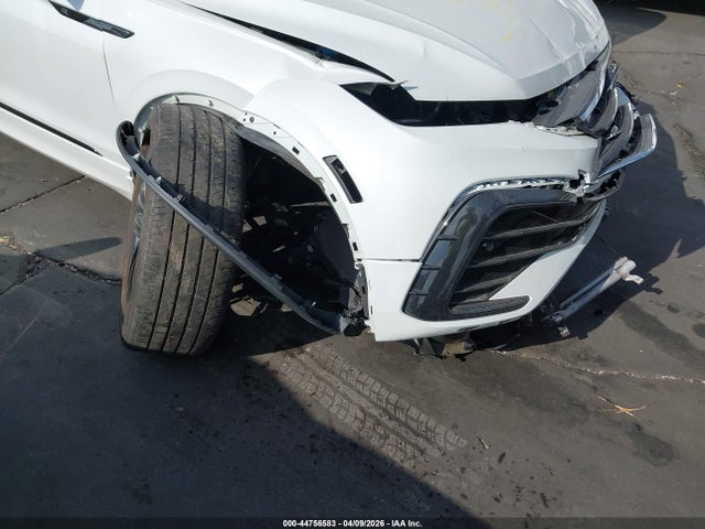Продажа на аукционе авто 2022 Volkswagen Tiguan 2.0t Se R-line Black, vin: 3VVCB7AX7NM064456, номер лота: 44756583
