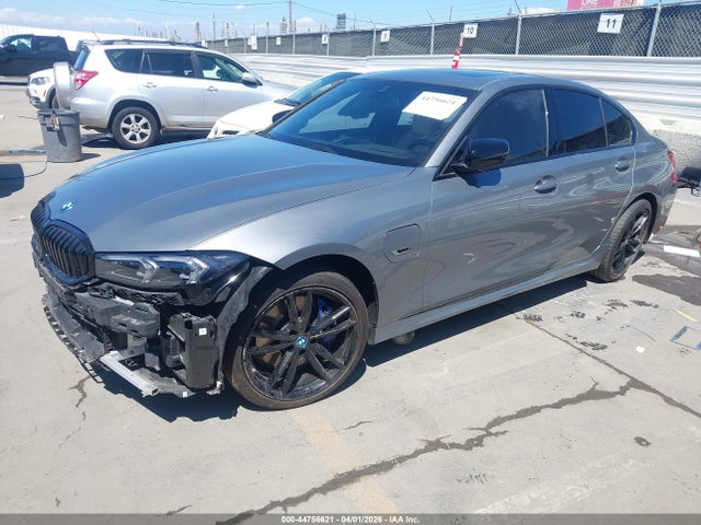 Продажа на аукционе авто 2023 Bmw 330e, vin: 3MW39FF01P8D07364, номер лота: 44756621