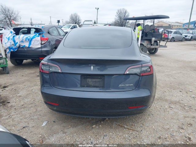 44756642 :رقم المزاد ، 5YJ3E1EB4NF338105 vin ، 2022 Tesla Model 3 Long Range Dual Motor All-wheel Drive مزاد بيع