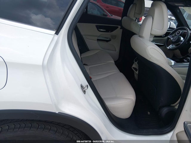 W1NKM4GBXRF201581 Mercedes-Benz Glc 300 Suv
