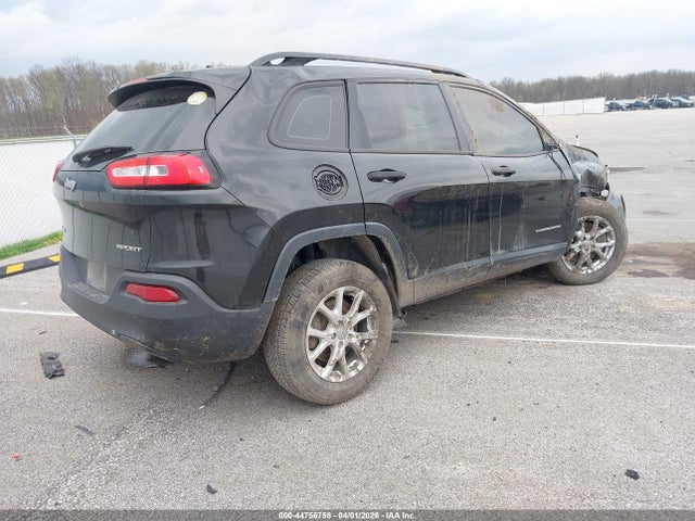 44756758 :رقم المزاد ، 1C4PJMAB3GW148346 vin ، 2016 Jeep Cherokee Sport مزاد بيع