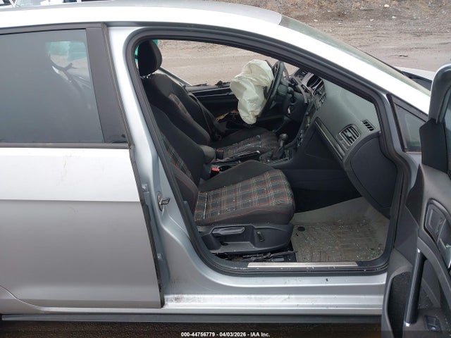 3VW5T7AU7FM102423 Volkswagen Golf Gti 2.0t S 4-door