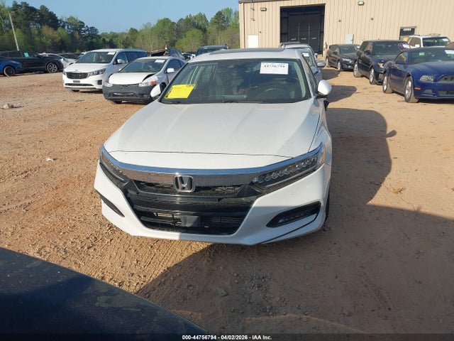 1HGCV2F95JA003859 Honda Accord Touring 2.0t