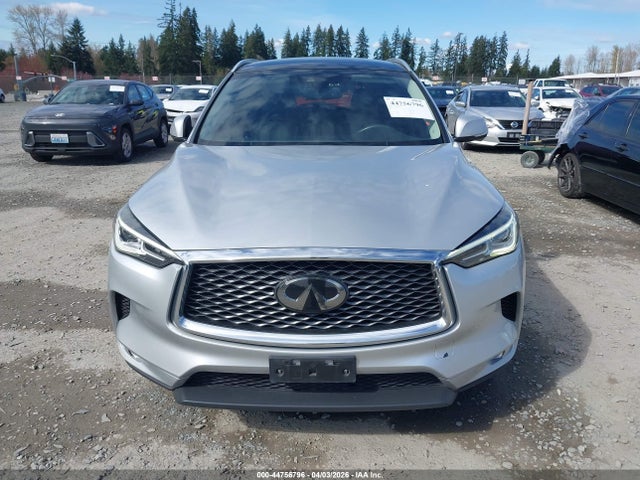 3PCAJ5M18KF137113 Infiniti Qx50 Luxe