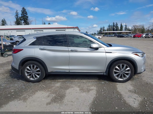 3PCAJ5M18KF137113 Infiniti Qx50 Luxe
